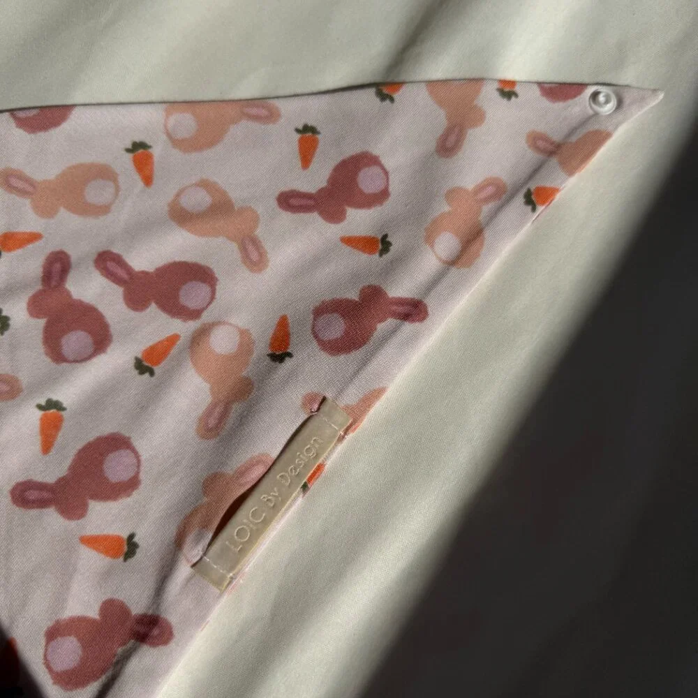 NWT Loic by Design Bunnies & Carrots Pattern Easter Dog Bandana, Light Pink, M